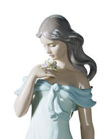 Lladro 01006918 A FLOWER'S WHISPER 010.06918