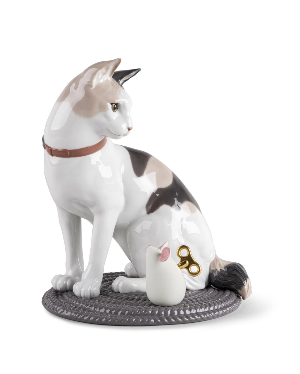 Cat & Mouse Lladró Porcelain 01009547 by Lladro