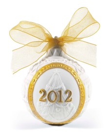 2012 Christmas Ball Re-Deco Lladro Porcelain