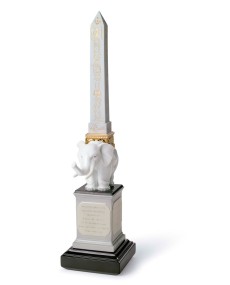 Pulcino Obelisk: Lladró Porcelain 01007173 - TicTacArea