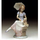 Lladró Porcelain 01007612: Picture Perfect Figurine