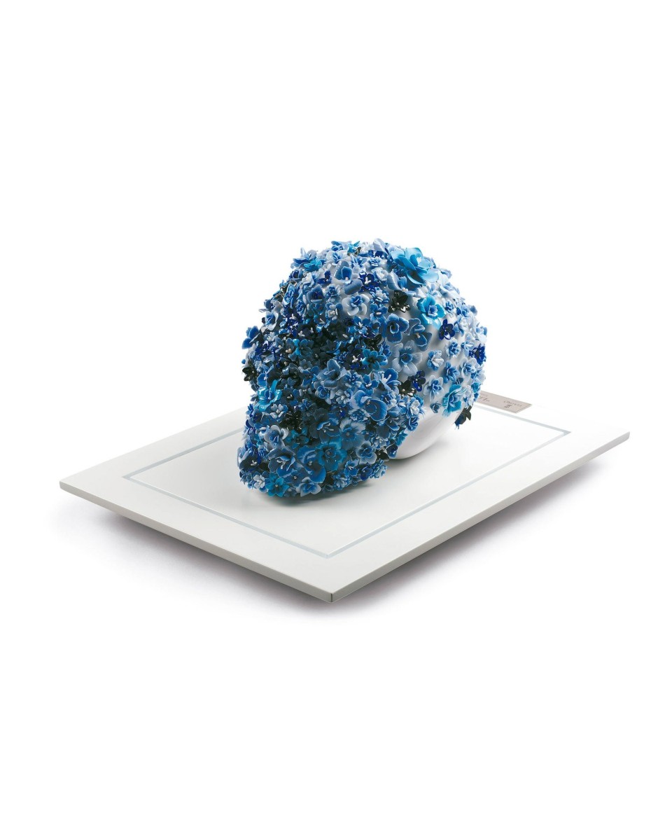 Limited Edition Lladró Porcelain Life Is Flower Sculpture