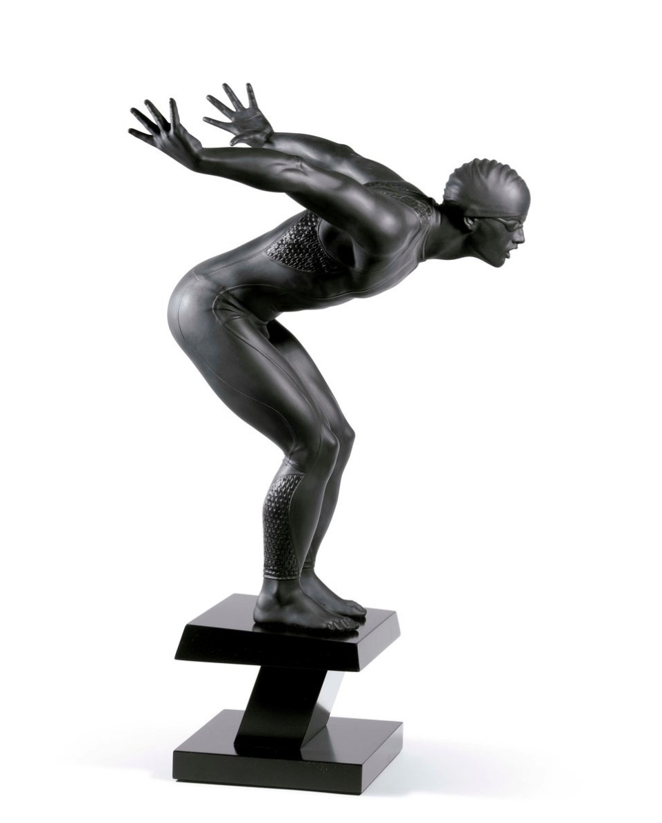 "Lladró Swimmer Black Porcelana 01008629 - Escultura Elegante de 54c