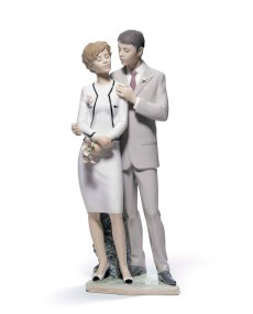 Lladró Porcelain 01008633: Civil Ceremony Figurine