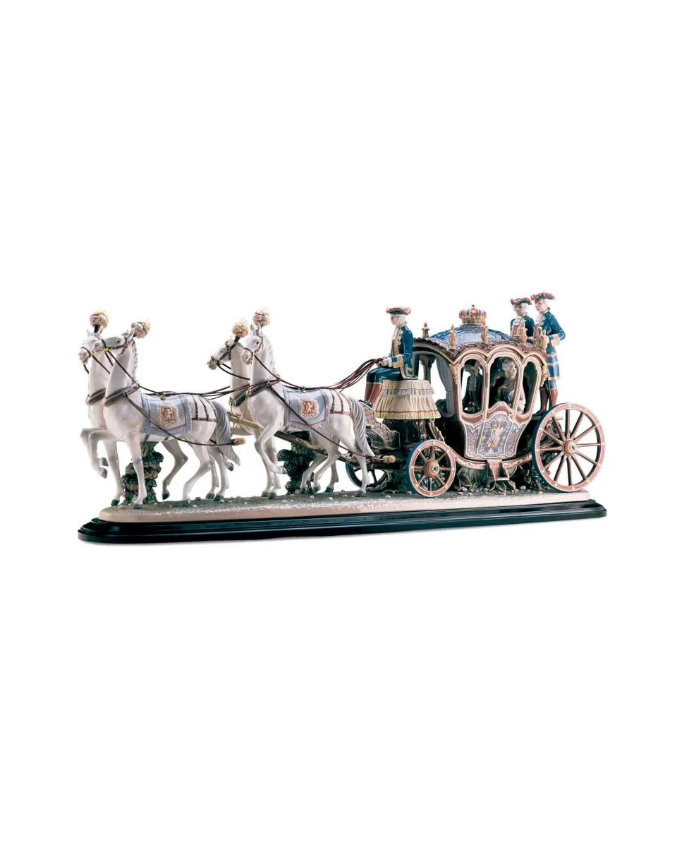 Lladro 01001485 Figurine XVIIITH CENTURY COACH