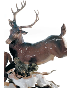 Lladro 01001377 CERFS POURSUIVIS 01001377