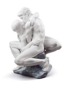 Lladro Passionate Kiss White Figurine - TicTacArea