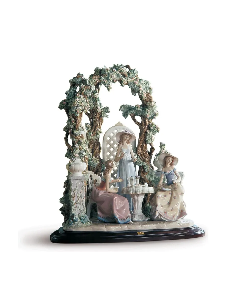 Lladro 01001759 TEE IM GARTEN 010 01759