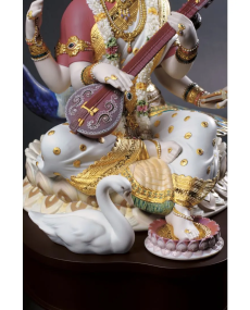 Saraswati Lladró Porcelain 01001978