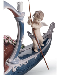 Lladro 01001870 Figurine GONDOLA OF LOVE