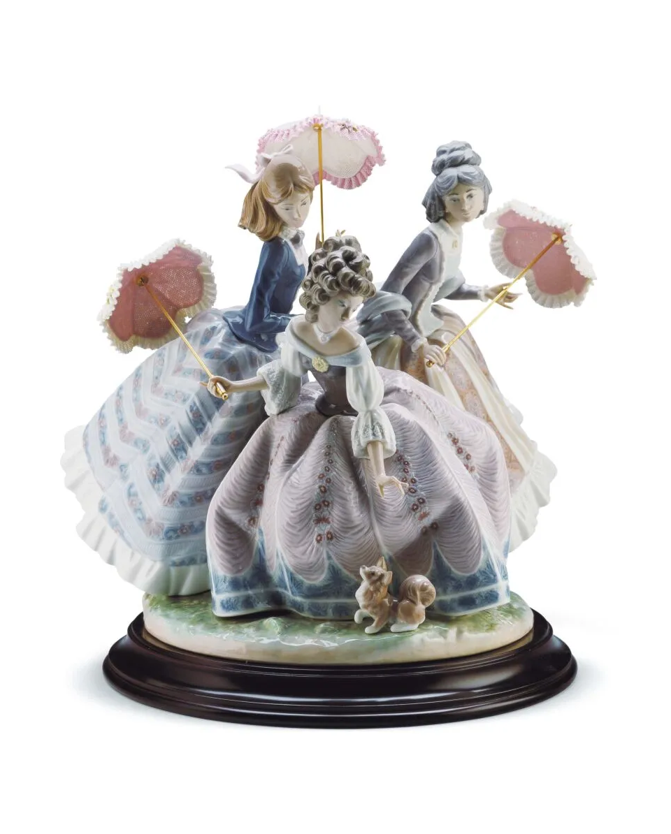 Lladro 01001492 Figurine THREE SISTERS