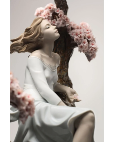 Lladro 01008360 Figurine SWEET SCENT OF BLOSSOMS