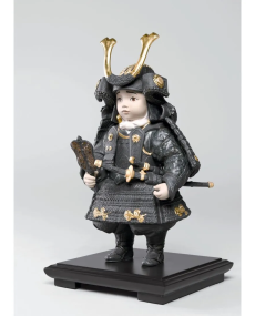 Warrior boy (gold) Lladró Porcelain 01012557