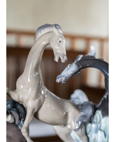 Lladro 01008619 HORSES' GROUP Porcelaine Lladro