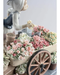 Lladro 01001454 EL PUESTO DE FLORES 01001454 