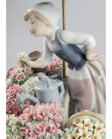 Lladro 01001454 EL PUESTO DE FLORES 01001454 