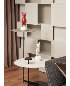 The metallic red Guest-Little Porcelana Lladró 01007754  