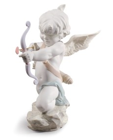 Lladro Porcelain STRAIGHT TO THE HEART 01009209