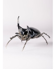 Rhinoceros beetle Lladró Porcelain 01009425