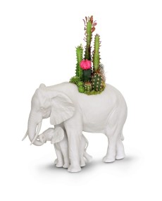 Elephant garden Sculpture. Matte White. Plant the Future Lladró Porcelaine 01009639  