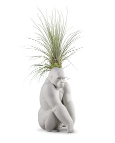 Gorilla Garden Figurine. Matte White-h. Plant the Future Lladró Porzellan 01009649  