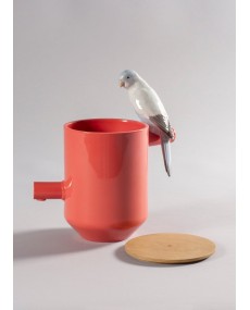 Parrot's scented Treasure (red) Lladró Porcelain 01040192