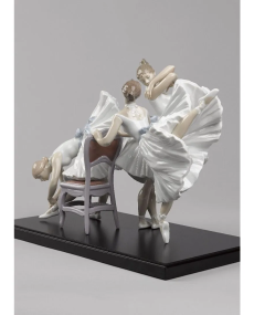 Lladro 01008476 BACKSTAGE BALLET 010.08476