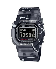 Casio G-SHOCK DW-5000SS-1ER: Rugged Timepiece