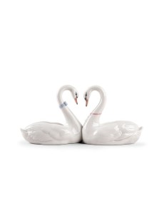 Lladro Porcelain Couple de cygnes Cake Topper 01009681