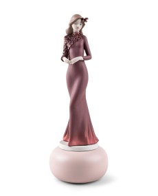 Timeless Style Lladro Porcelain 01009698 - TicTacArea