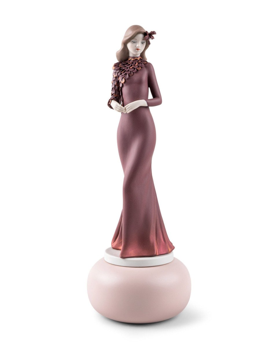 Timeless Style Lladro Porcelain 01009698 - TicTacArea