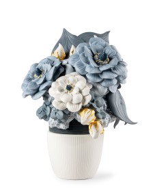 Blue Vase with Flowers: Lladró Porcelain 01009697