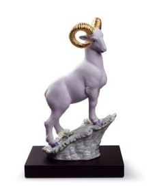 Lladro 01008792: Ovelha de Porcelana - TicTacArea.com