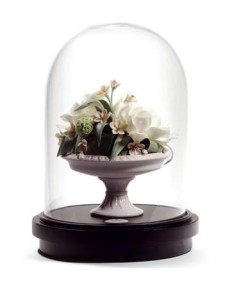 Lladro Camellia Centerpiece: Porcelain Delight