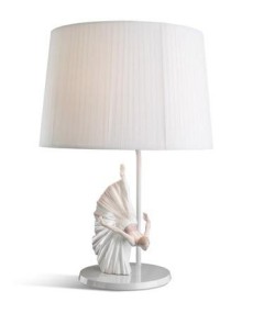 Lladro Giselle Reverence Lamp - Porcelain Lighting