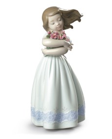 Lladro Porcelain Tender Innocence Sculpture - TicTacArea