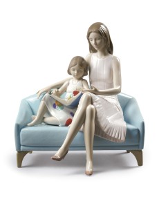 Lladro Porcelain OUR READING MOMENT 01009225 - TicTacArea