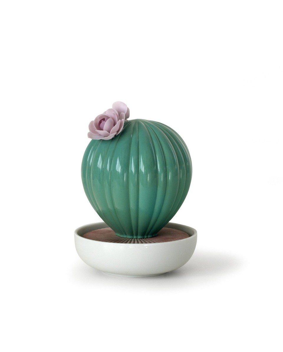 Ferocactus Cactus-Tropical Blossoms Lladró Porcelain 01040186