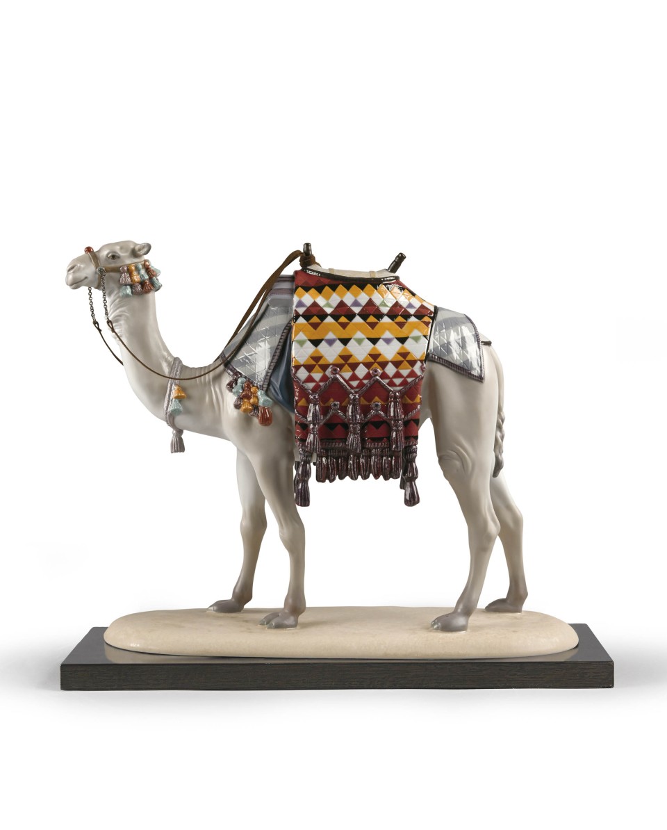 Camel Lladro Porcelain 01002008 - TicTacArea