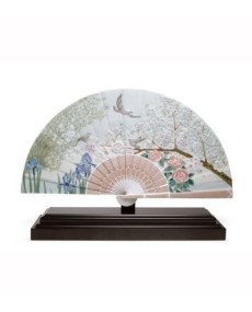 Lladro Iris and Cherry Flowers Fan Figurine - TicTacArea