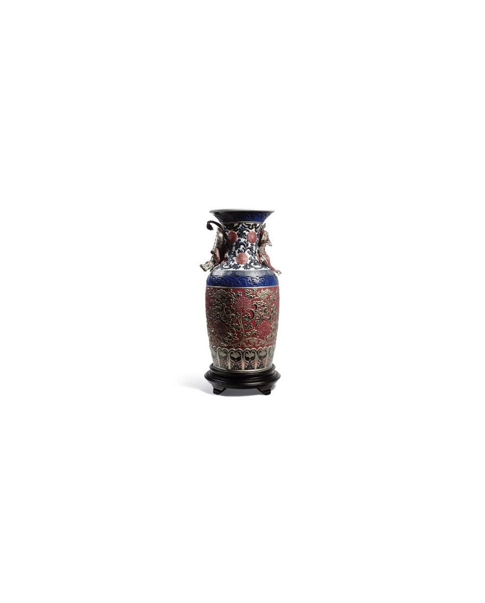 Lladro Oriental Vase Red Figurine - TicTacArea.com