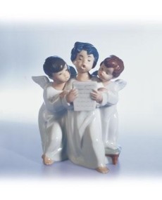 Lladro Angels' Group: Exquisite Porcelain Figurine