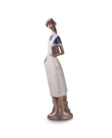 Lladro Nurse Figurine - TicTacArea.com