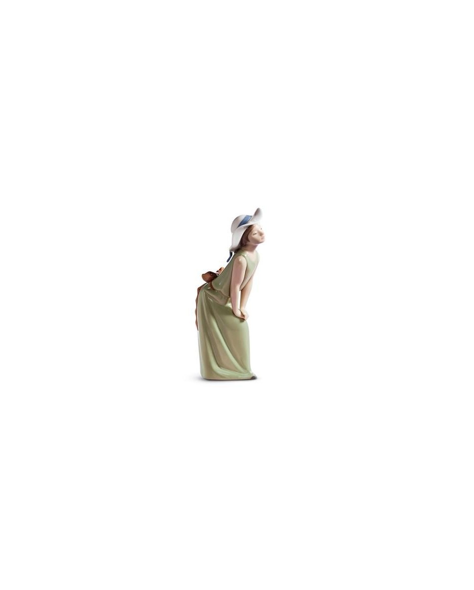 Lladro 01005009: Curious Girl with Straw Hat - TicTacArea