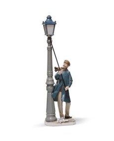 "Lladro 01005205 DER LATERNENANZÜNDER - TicTacArea.com"