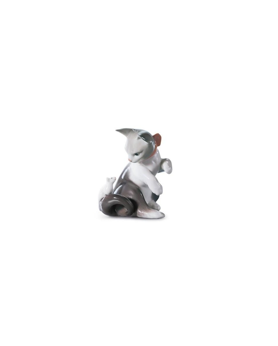 Lladro 01005236 CAT AND MOUSE: encanto em porcelana