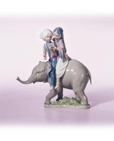 Lladro Hindu Children Figurine - TicTacArea.com