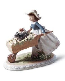 Lladro 01005460: A Barrow of Fun!