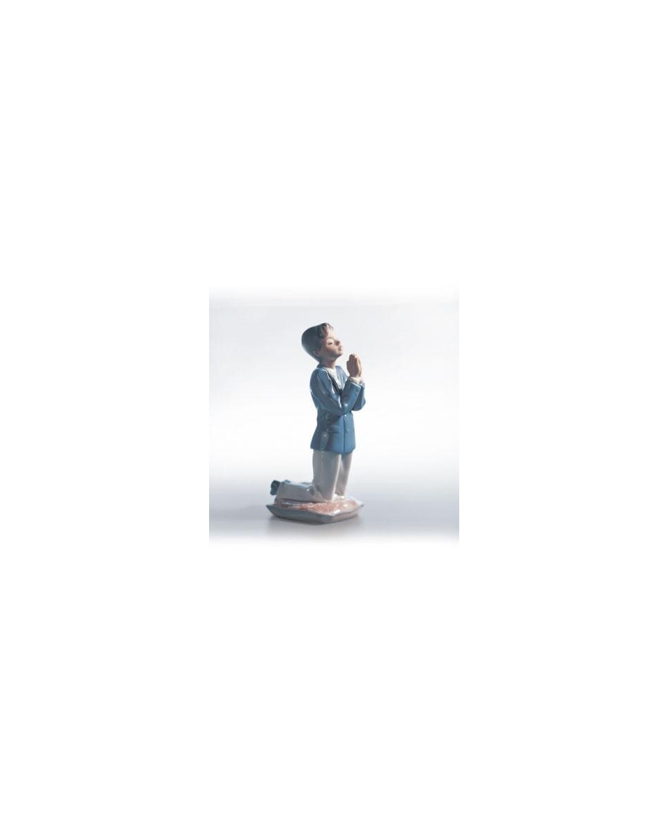 Lladro NIO COMUNION - ¡Descubre el encanto de esta figura!