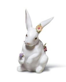 Lladro Petit Lapin Avec Fleurs Assis Figurine - TicTacArea